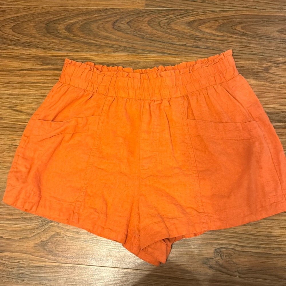 Women’s High-Rise Linen Pull-On Shorts - a new day M